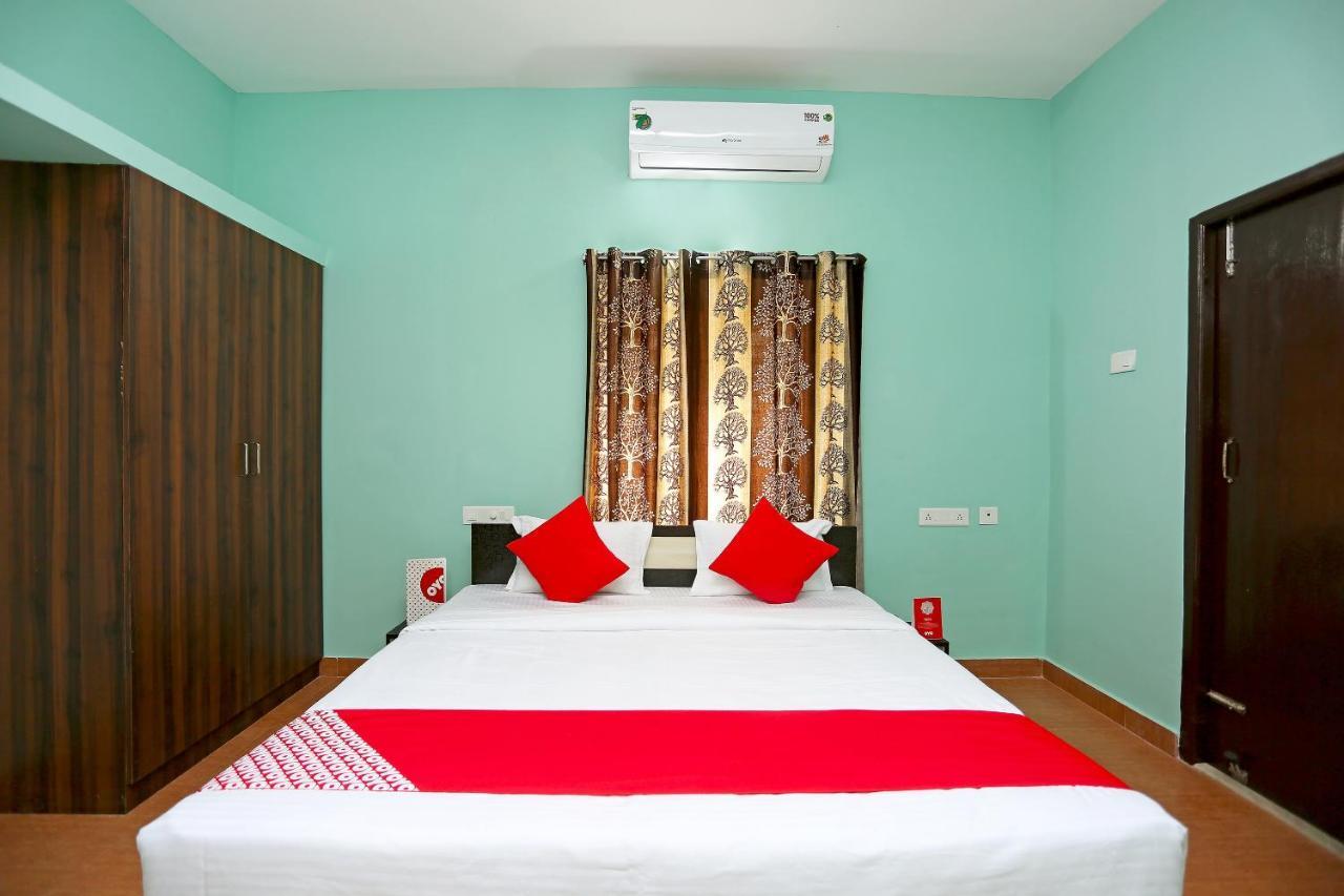 Oyo 17276 The Maple Tree Hotels Bhuvanesvar Kültér fotó