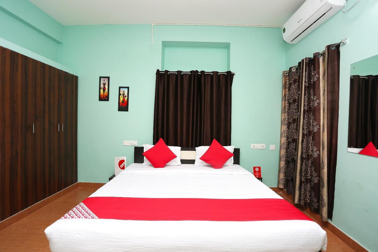 Oyo 17276 The Maple Tree Hotels Bhuvanesvar Kültér fotó