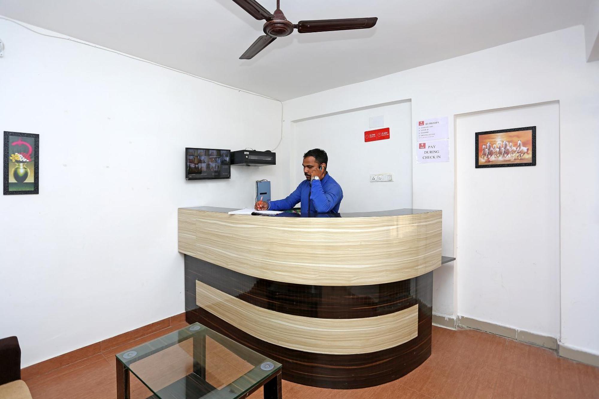 Oyo 17276 The Maple Tree Hotels Bhuvanesvar Kültér fotó