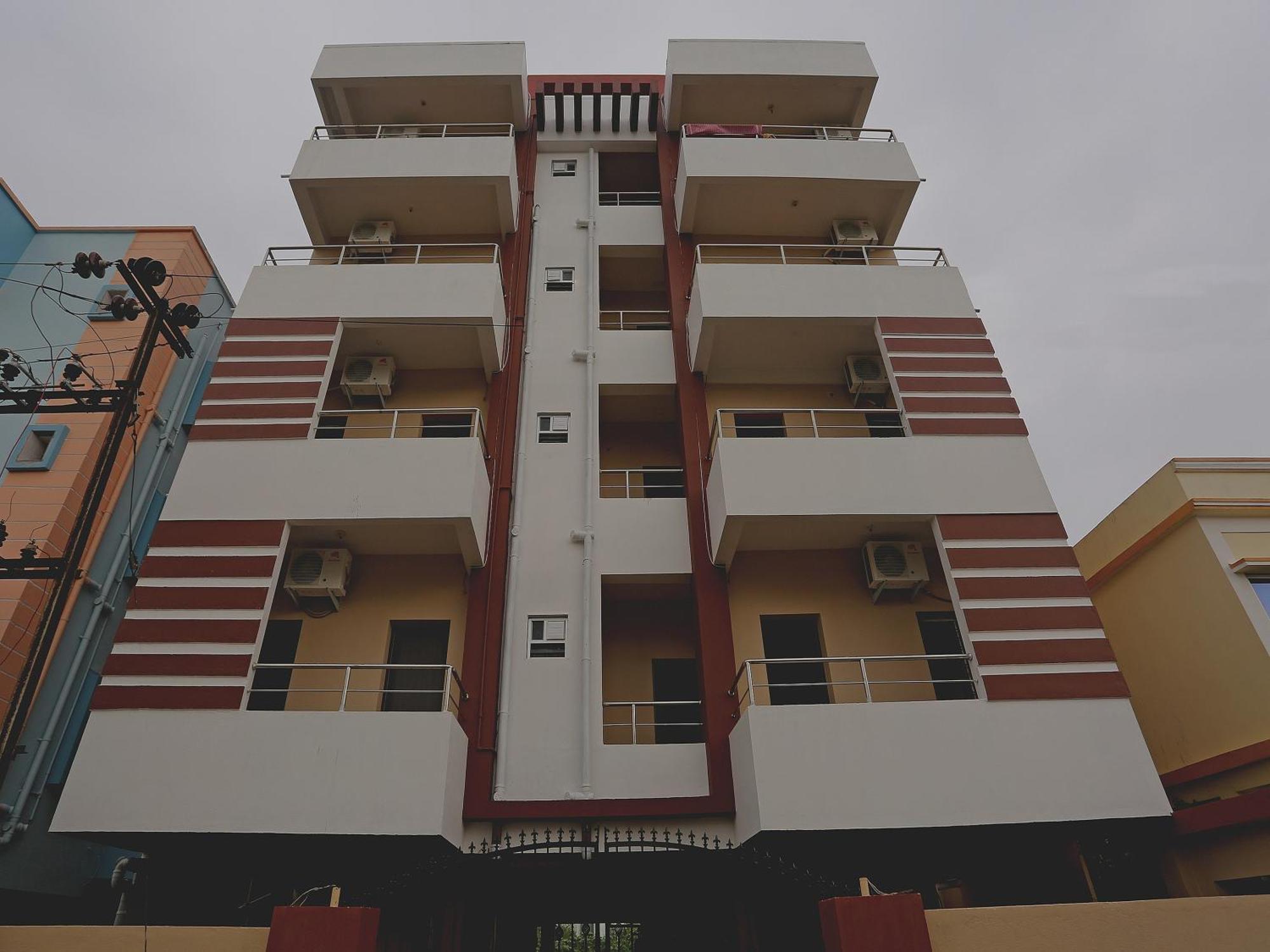 Oyo 17276 The Maple Tree Hotels Bhuvanesvar Kültér fotó