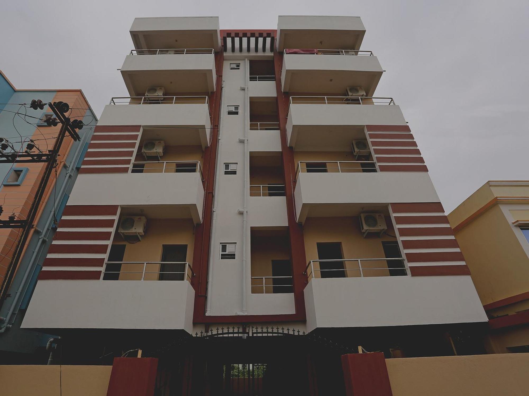 Oyo 17276 The Maple Tree Hotels Bhuvanesvar Kültér fotó